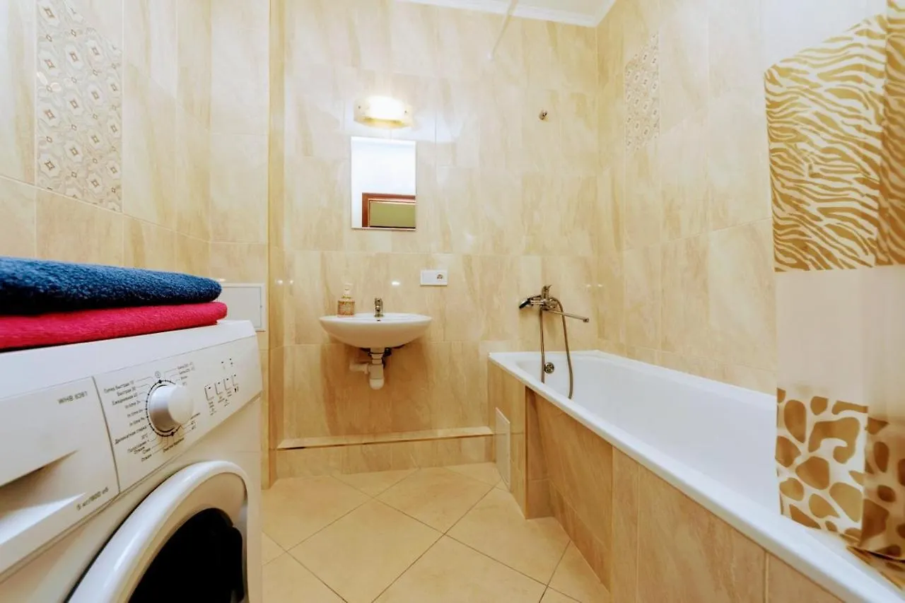Новая Квартира На Метро Осокорки, Позняки Kyiv Apartment